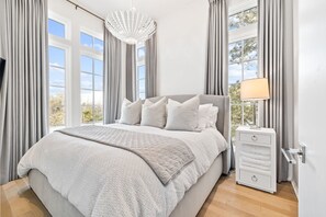 4 camere, ferro/asse da stiro, Wi-Fi gratuito, lenzuola