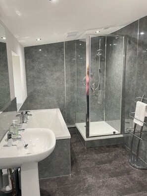 Shower, towels