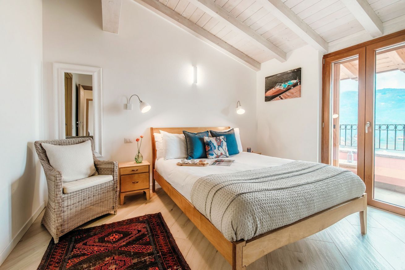 5 chambres, fer et planche à repasser, Wi-Fi, draps fournis