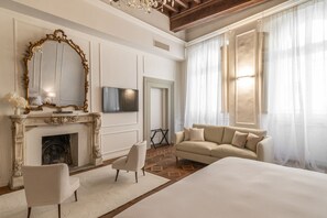 4 bedrooms, WiFi, bed sheets