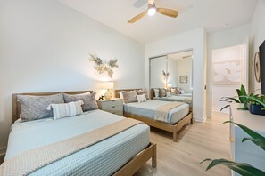 3 habitaciones, escritorio, tabla de planchar con plancha y wifi gratis