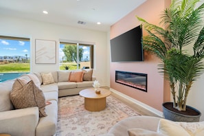 Smart-TV, Kamin