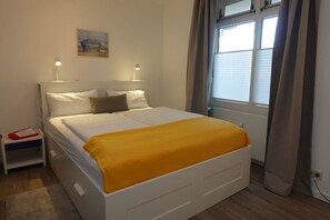 1 室のベッドルーム、WiFi、ベッドシーツ
