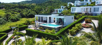 Beautiful house with ocean view in Jama Campay