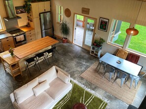 Books - Eco-Modern Home in Pine Forest Sanctuary (Ithaca)