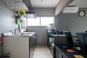 Fridge, microwave, stovetop, toaster - VITA (Furano)