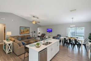 House (4 Bedrooms) | Floor plan