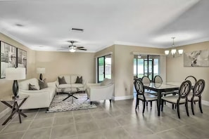 Rumah (3 Bedrooms) | Denah