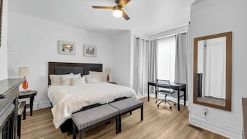 Apartment (3 Bedrooms) | Front of property