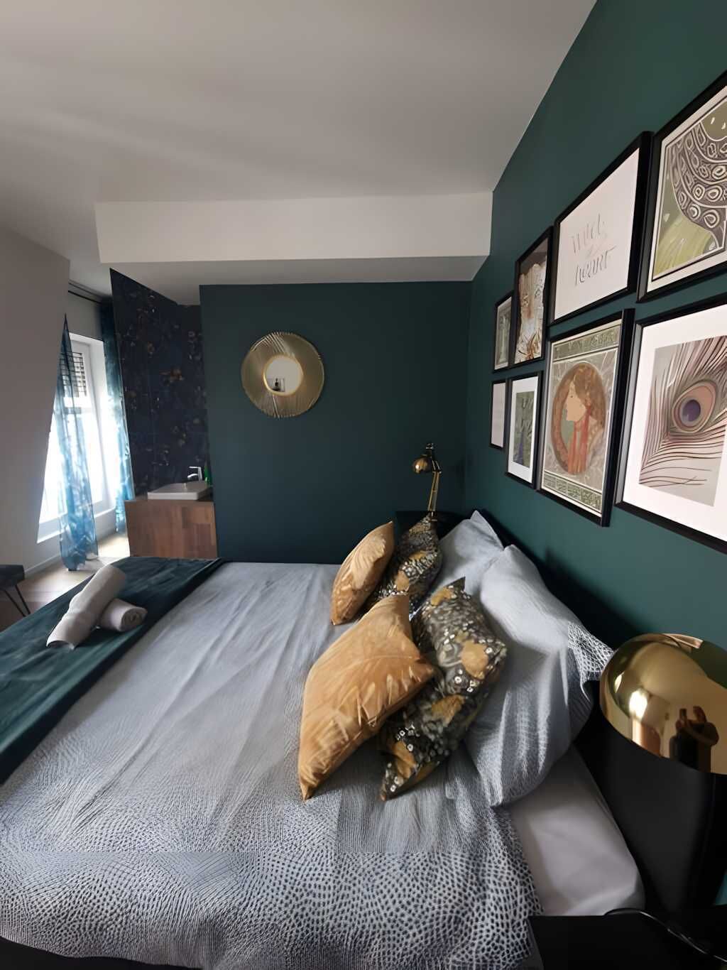 3 chambres, fer et planche à repasser, lit parapluie, Wi-Fi