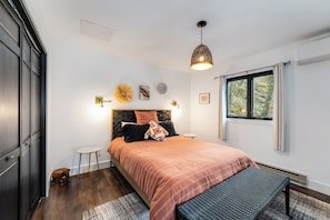 3 Schlafzimmer, Schreibtisch, Bügeleisen/Bügelbrett, kostenloses WLAN