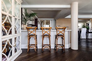 Apartment, Smoking | 3 bedrooms