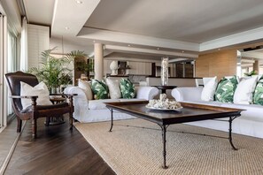 Apartment | 3 bedrooms - Clifton Views - Oceanfront Home (Cape Town)