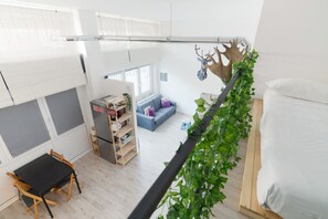 1 chambre, fer et planche à repasser, accès Internet, draps fournis