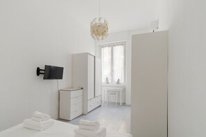 1 chambre, fer et planche Ă repasser, Wi-Fi, literie fournie