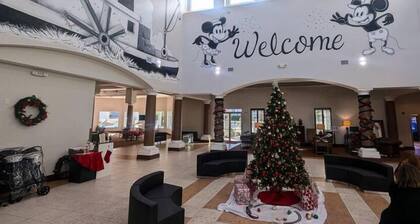 hotel suite with WiFi, fitness room in brilliant Orlando