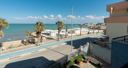 Seaside Living - Cozy apartment with view in Trani