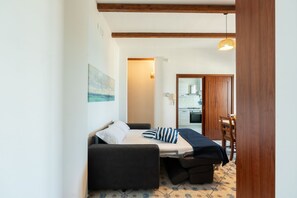 1 غرفة نوم ومكواة/لوح كي وواي فاي وملاءات أسرّة