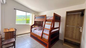 3 slaapkamers, wifi, beddengoed