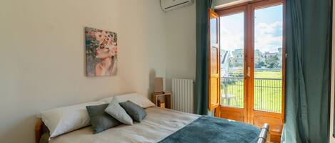 1 sovrum, strykjärn/strykbräda, wi-fi och sängkläder