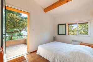 2 bedrooms, free WiFi