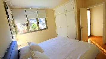 4 chambres, fer et planche Ă repasser, Wi-Fi gratuit, draps fournis