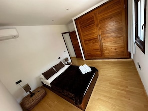 5 bedrooms, free WiFi