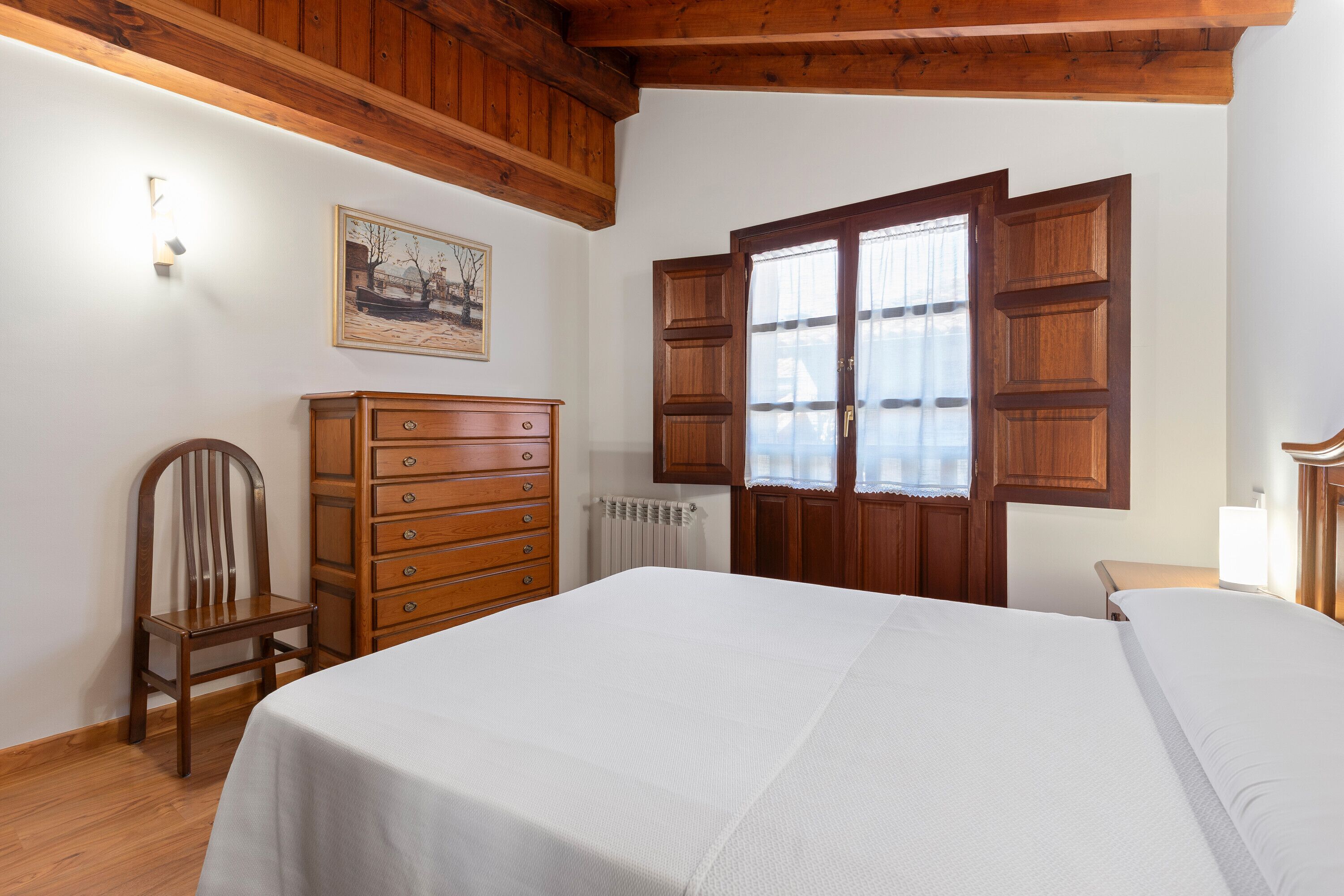 1 makuuhuone, silitysrauta/-lauta, ilmainen Wi-Fi, vuodevaatteet