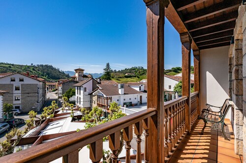 Apartment 'Cantu' with Private Terrace, Balcony and Wi-Fi