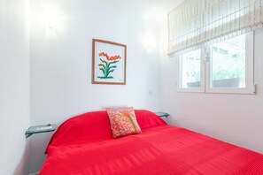 1 soverom, strykejern/-brett, wi-fi (inkludert) og sengetøy