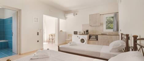 1 bedroom, iron/ironing board, free WiFi, bed sheets