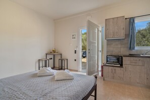 Bügeleisen/Bügelbrett, kostenloses WLAN, Bettwäsche