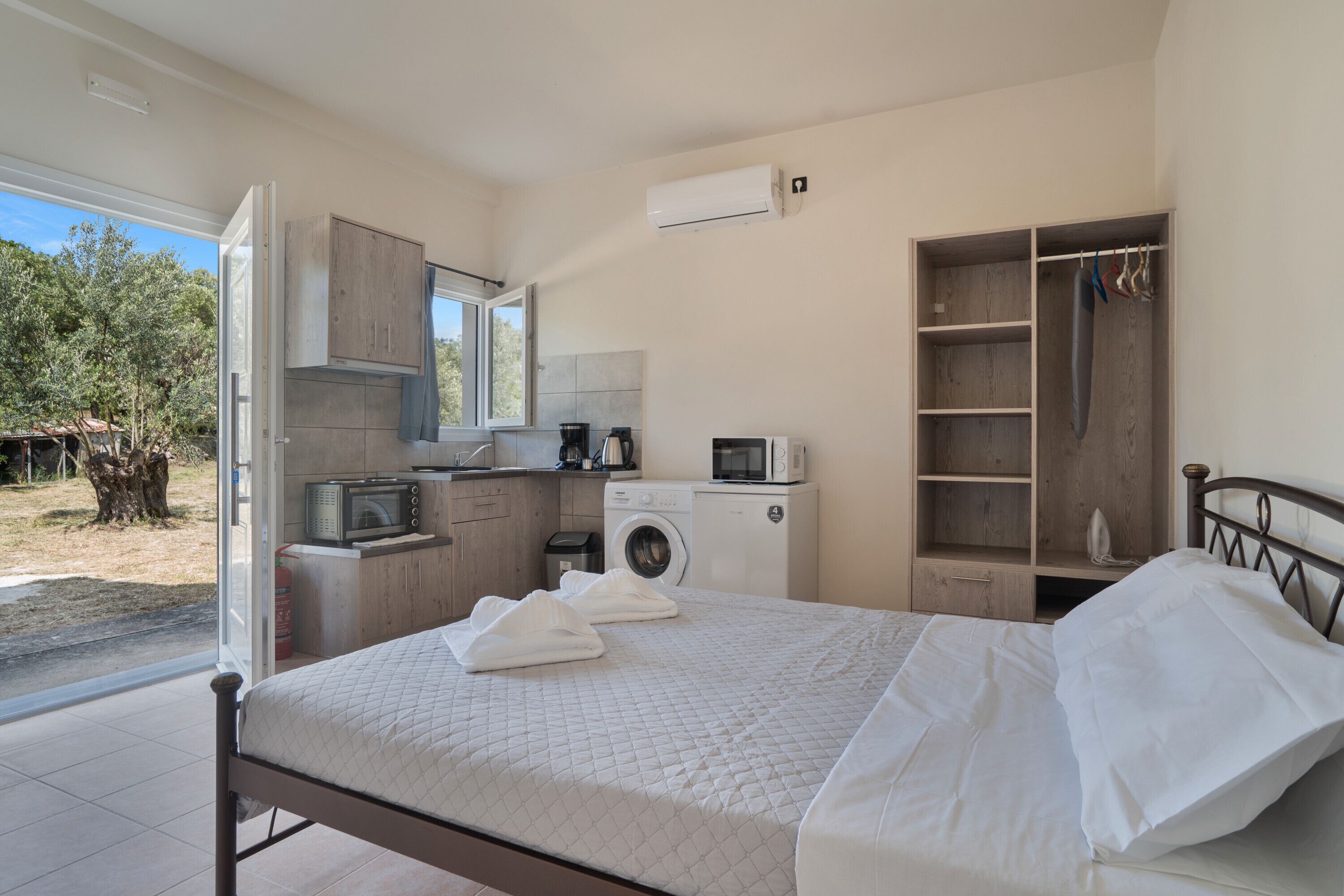 Strykejern/-brett, wi-fi (inkludert) og sengetøy