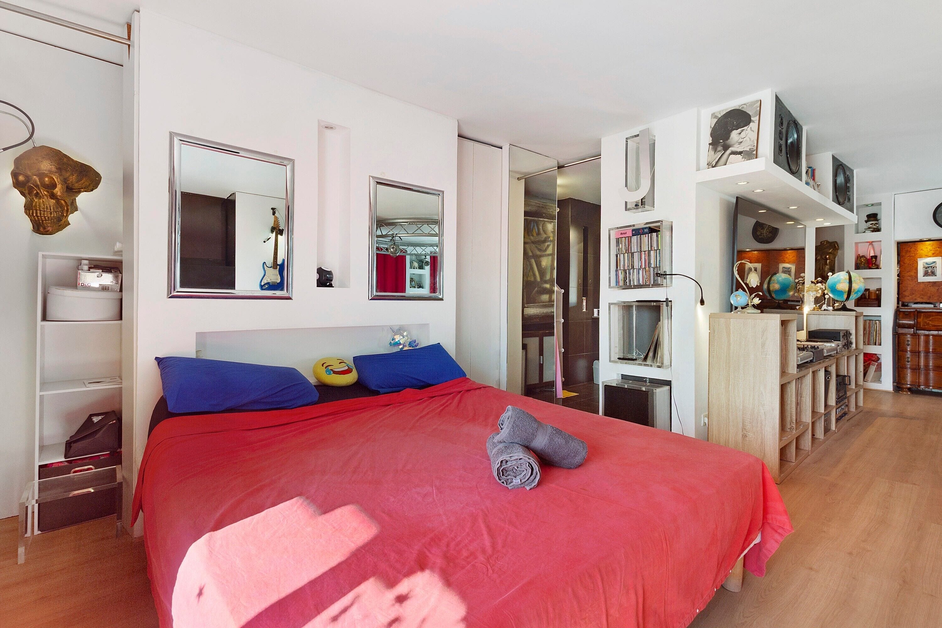 1 bedroom, WiFi (free), bed sheets