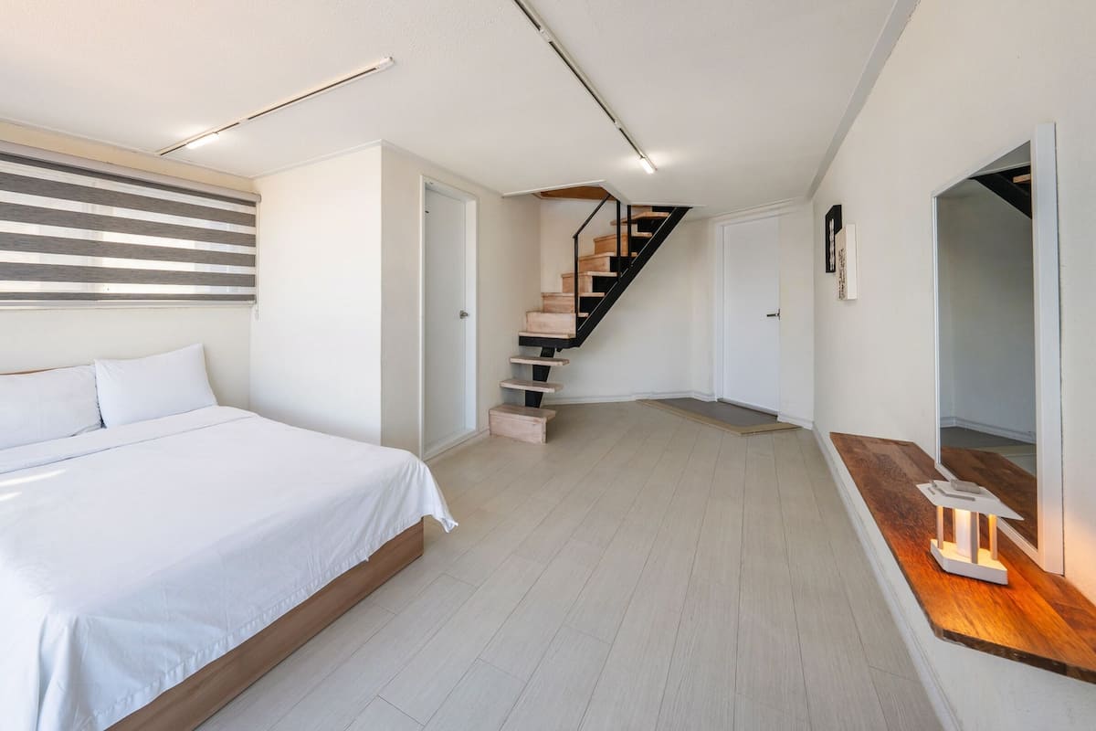 Basic-Zimmer, 1 Schlafzimmer (306 (River View)) | 1 Schlafzimmer, kostenloses WLAN