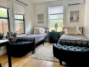 2 Schlafzimmer, Bügeleisen/Bügelbrett, kostenloses WLAN