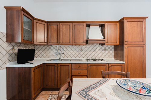 Holiday Home 'Tra Il Mare E Gli Ulivi' with Mountain View, Wi-Fi and Air Conditioning