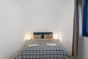 1 makuuhuone, silitysrauta/-lauta, ilmainen Wi-Fi, vuodevaatteet