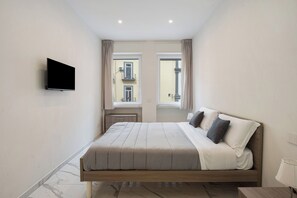 2 chambres, fer et planche Ă repasser, Wi-Fi gratuit, draps fournis