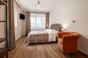 1 habitación, ropa de cama y acceso para silla de ruedas 