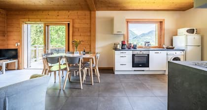 Maison "CÎté Source" avec vue sur le lac, terrasse privée et Wi-Fi