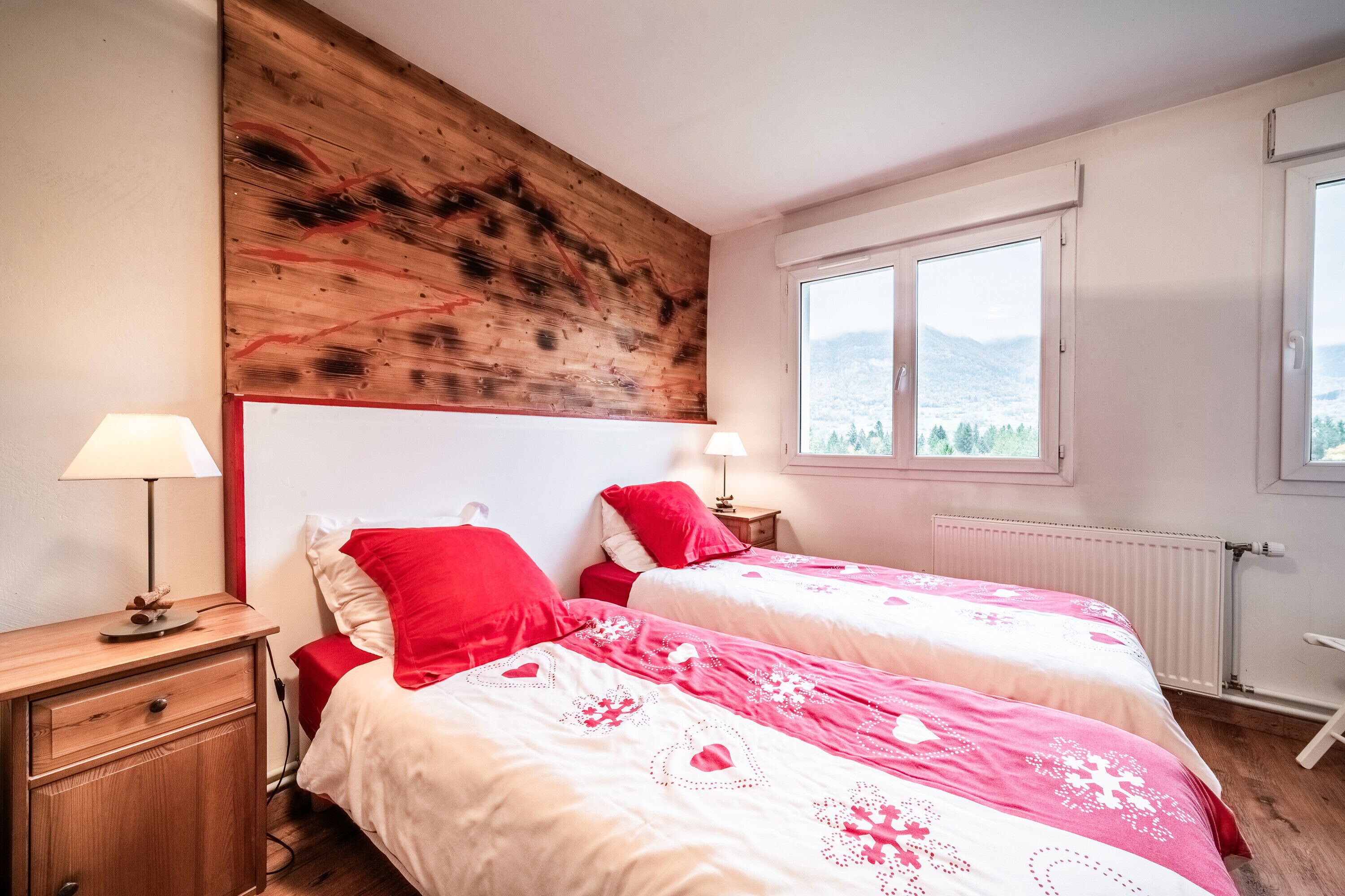 3 habitaciones, tabla de planchar con plancha y wifi gratis 