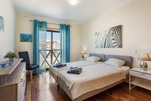 4 bedrooms, free WiFi, bed sheets