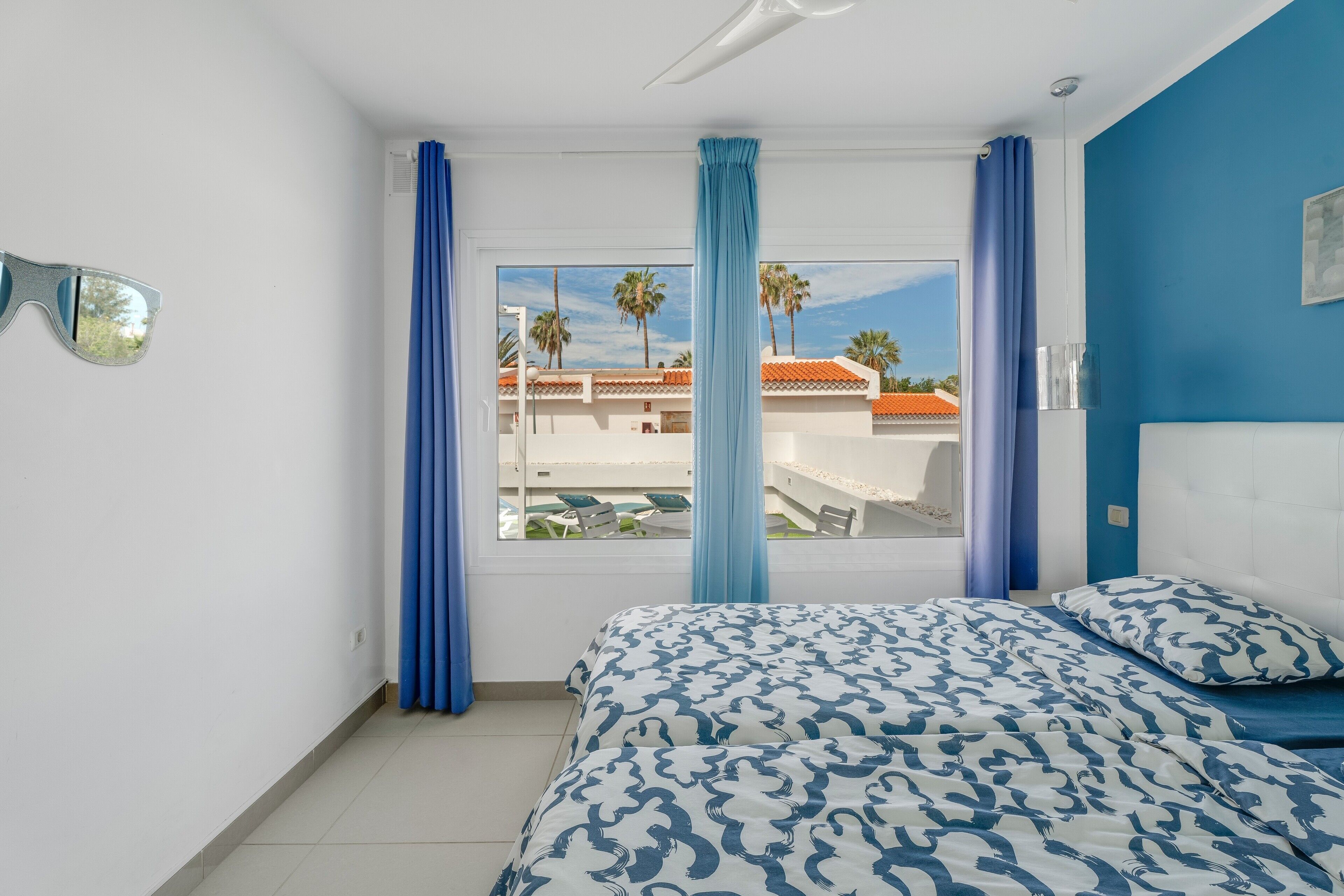 2 habitaciones, tabla de planchar con plancha y wifi gratis 