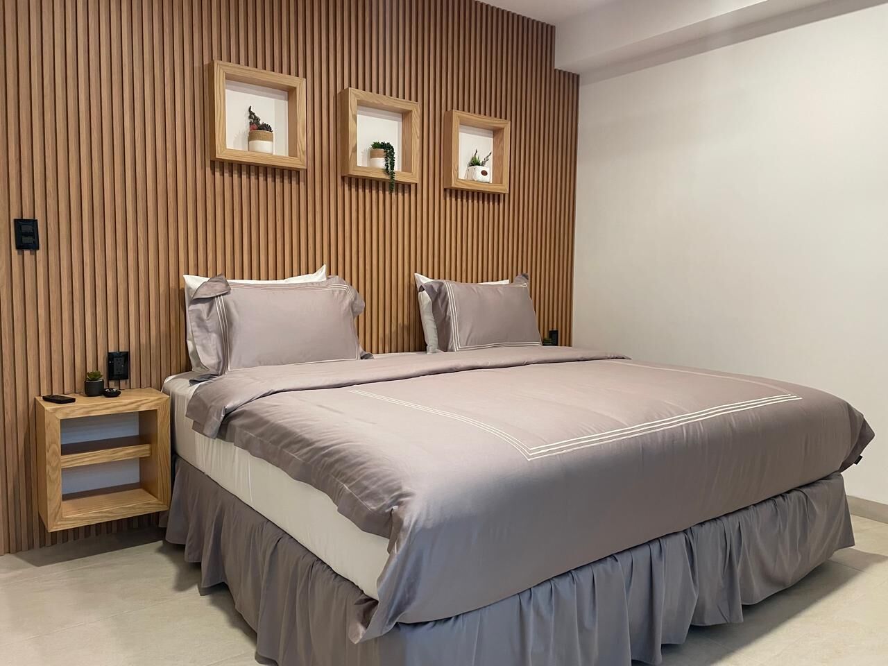 Appartement Familial, balcon, vue ville | 2 chambres, décoration personnalisée, ameublement personnalisé