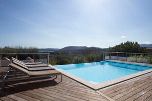 Pool - Padulaccia by Pinarello Villa Services (Sainte-Lucie de Porto-Vecchio)