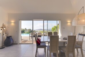 Dining - Padulaccia by Pinarello Villa Services (Sainte-Lucie de Porto-Vecchio)
