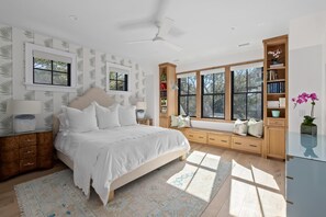 4 Schlafzimmer, Bügeleisen/Bügelbrett, kostenloses WLAN, Bettwäsche