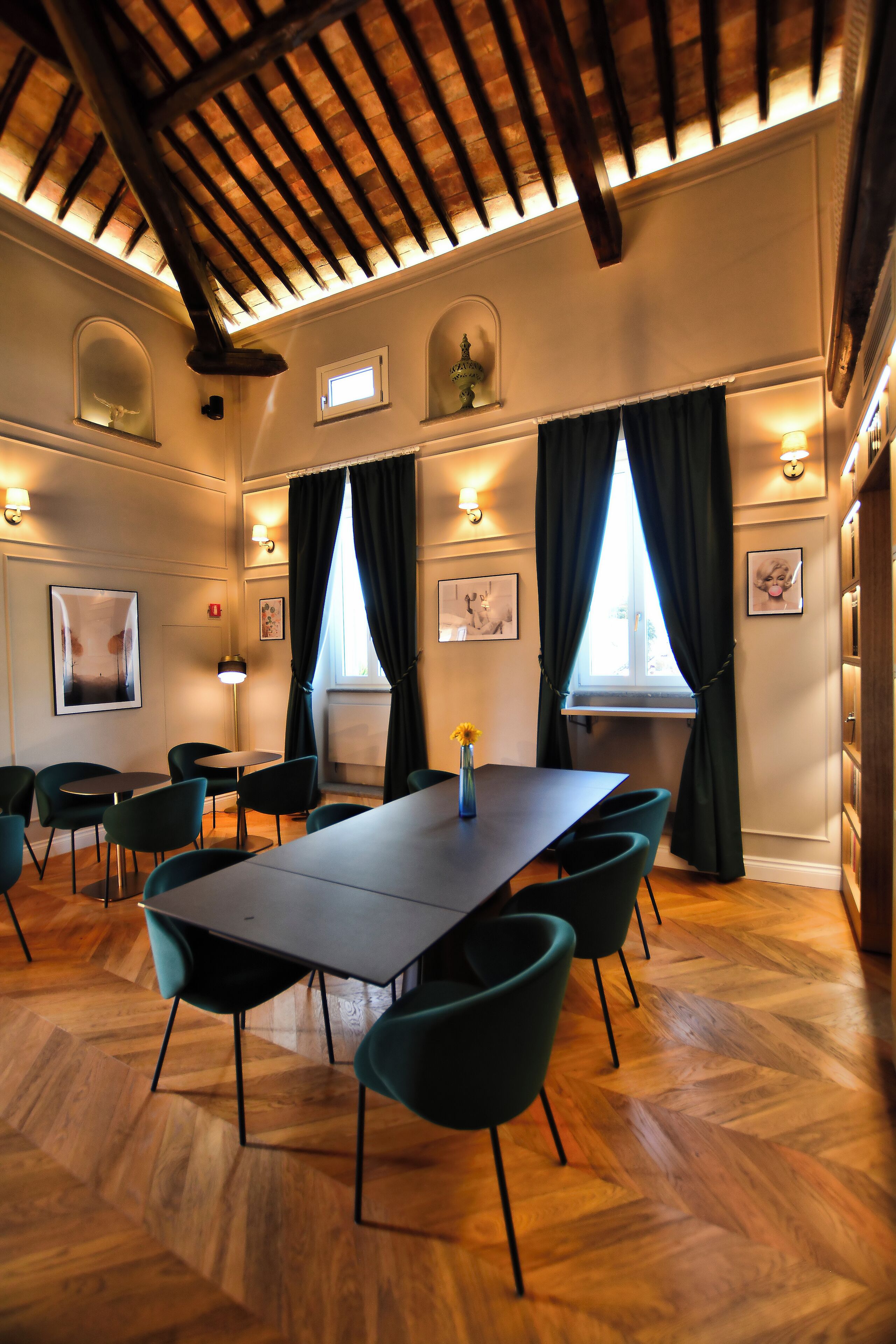 Sudah termasuk sarapan ala kontinental setiap hari