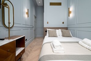 1 camera, accesso a Internet, lenzuola